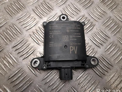 Toyota 88162-47040 / 8816247040 PRIUS PHV (_W52_) 2020 Unité de contrôle pour la surveillance des angles morts - Image 1