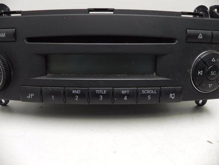 MERCEDES-BENZ A 906 820 14 86 / A9068201486 VITO Bus (W639) 2009 Radio / Cassette