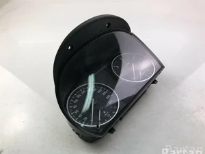 BMW 9242346 3 (E90) 2010 Tablero de instrumentos