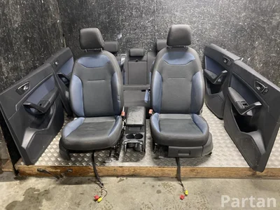 Seat ATECA (KH7) 2018 Sitze komplett Türverkleidung Armlehne  - Bild 1