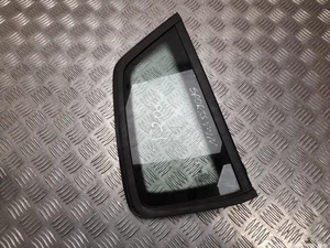 Volkswagen 510 845 042 AE / 510845042AE GOLF SPORTSVAN (AM1) 2015 Vitre latérale fixe Right Rear