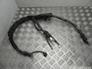 Mercedes-Benz A 213 540 10 87 / A2135401087 E-CLASS (W213) 2018 Fils du compartiment moteur