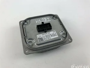 Volvo 1049.005.1500 / 10490051500 V40 Hatchback 2018 Aparato de mando