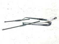 Maserati QUATTROPORTE V 2011 Wischarm Satz