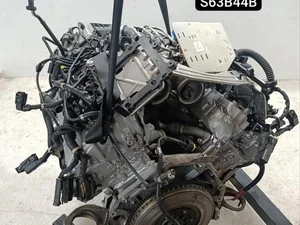 BMW S63B44B, 7850285, 7850285-01, 55542310, 246455-10 / S63B44B, 7850285, 785028501, 55542310, 24645510 5 (F10) 2014 Komplettmotor
