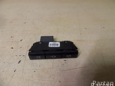 Ford E1GT-14B178-ABW / E1GT14B178ABW S-MAX 2016 Interrupteur à mémoire pour le réglage du siège - Image 1