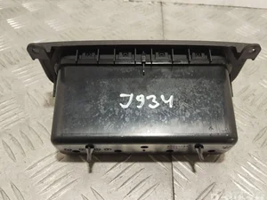 Maserati 670011331 QUATTROPORTE VI 2014 Boîte à gants