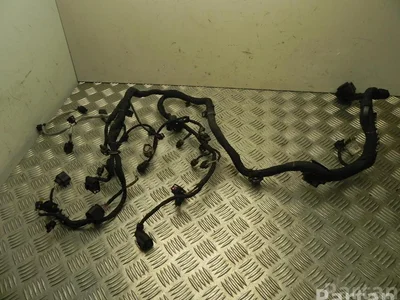 Škoda 04C 971 612 AK / 04C971612AK RAPID Spaceback (NH1) 2018 Fils du compartiment moteur - Image 1