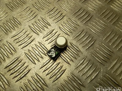 Nissan 284383WS0A, 284385SA8A LEAF (ZE1) 2020 Capteur-parctronic - Image 1