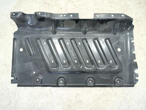 Jeep 68379429AB GRAND CHEROKEE V (WL) 2022 Osłona dolna silnika Silnik