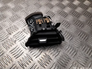 BMW 6848618 3 (G21) 2022 Évent Right Front