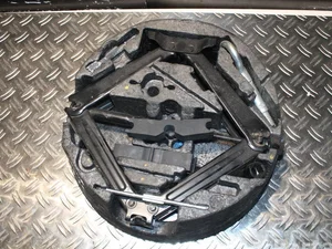 Saab 13255681 9-3 (YS3F) 2008 Boîte à outils