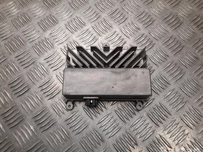 Mercedes-Benz A 222 827 00 62 / A2228270062 S-CLASS (W222, V222, X222) 2015 Amplificateur audio - Image 1