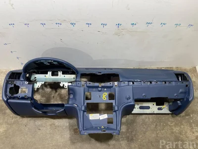 Maserati 368152 GRAN TURISMO 2012 Tableau de bord - Image 1