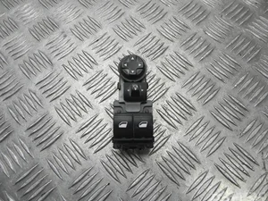 Toyota 96784561ZD PROACE Box (MDZ_) 2018 Commutateur multiple