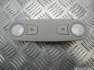 Audi 8T0 947 111 A / 8T0947111A Q5 (8R) 2008 Lumière intérieure - Image 1