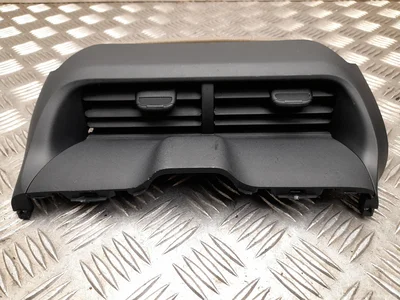 Toyota 55670-K0050 / 55670K0050 Yaris Cross XP210 2022 Évent Central - Image 1