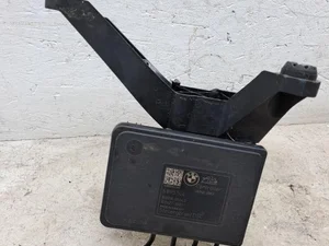 BMW 6895504 2 Gran Tourer (F46) 2018 Unité de commande hydraulique ABS