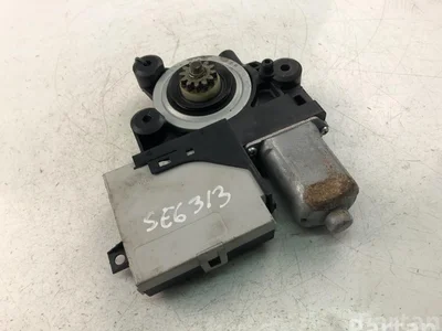 Volvo 979039-101 / 979039101 V50 (MW) 2008 Window lifter motor - Image 1