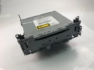 Mercedes-Benz A2048705590 C-CLASS (W204) 2012 Radio / lecteur CD - Image 1