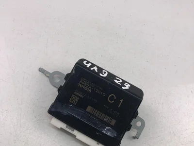 Toyota 89222-12010 / 8922212010 COROLLA ( E210) Sedan 2020 unidad de control - Imagen 1