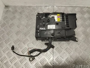 Porsche 7P0937548J CAYENNE (92A) 2013 Boîte à fusibles