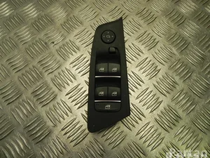 BMW 6832720 5 (G30) 2018 Bouton de lève-vitre