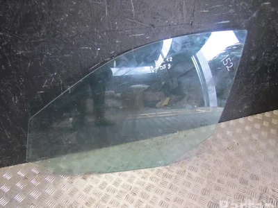 Mercedes-Benz E-CLASS (W212) 2012 Vitre de porte Left Front - Image 1