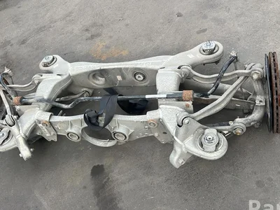 Mercedes-Benz A2223506502 S-CLASS (W222, V222, X222) 2015 poutre d'essieu arrière - Image 1