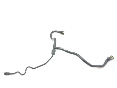 Porsche 991.201.251.03 / 99120125103 CAYMAN (981) 2014 Tube de distribution de carburant - Image 1