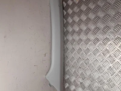 Hyundai 85811-Q0000 / 85811Q0000 Bayon 2022 Tapisserie voiture - Image 1