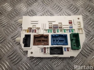 Opel 9863186580 Grandland 2025 Saugiklių dėžė