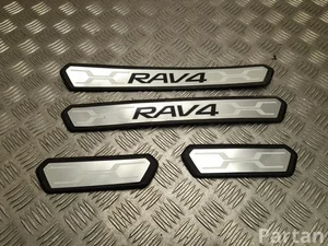 Toyota 67913-YY160, 67917-YY110 / 67913YY160, 67917YY110 RAV 4 V 2021 Cubierta del lateral conjunto