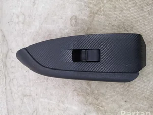 Mazda D09H66370, D10E685L1 CX-3 (DK) 2016 Bouton de lève-vitre