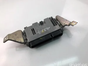 Toyota 89661-0U110 0261S16773 / 896610U1100261S16773 YARIS (_P13_) 2010 Unidad de control del motor