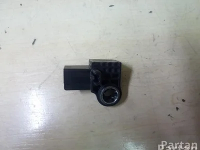 Peugeot 9800395680 308 II 2015 Capteur d'impact (systèmes d'airbag) - Image 1