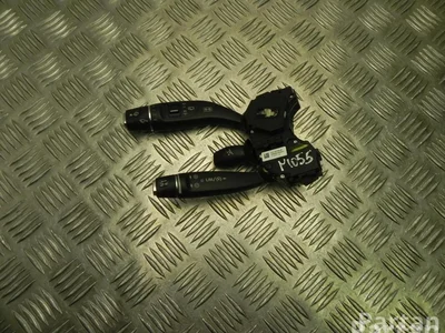 Mercedes-Benz 30S10027505 GLE (W166) 2016 Levier /interrupteur de lumière courte longue - Image 1