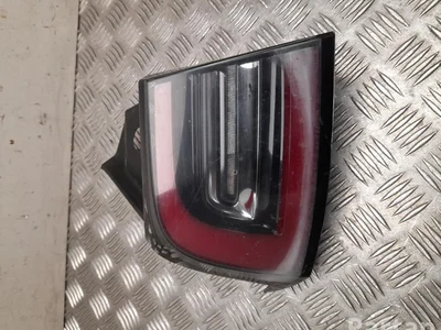 Tesla 1077397 MODEL 3 2021 Feu arrière - Image 1