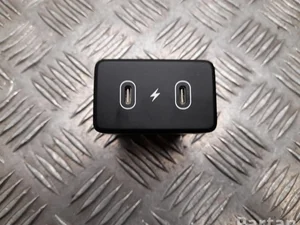 Hyundai 96125K3100 Kona II 2024 Périphérique d'entrée USB