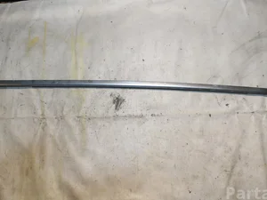 Volvo 312976817 V70 III (BW) 2008 Support pour la garniture