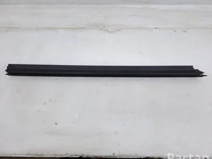 Toyota 681725FL C-HR (_X1_) 2019 plaque de seuil - panneau de seuil