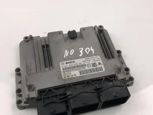 Peugeot 9808016480; 0281030548 / 9808016480, 0281030548 308 II 2013 Unité de contrôle moteur