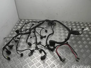 Škoda 6C0 971 349 HS / 6C0971349HS FABIA III (NJ3) 2016 Fils du compartiment moteur