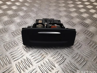 Mercedes-Benz A 222 820 03 09 / A2228200309 S-CLASS (W222, V222, X222) 2015 Cendrier - Image 1