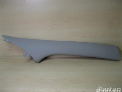 Hyundai 85820A6000TX, 85820-A6000 / 85820A6000TX, 85820A6000 i30 (GD) 2012 Tapisserie voiture right side - Image 1