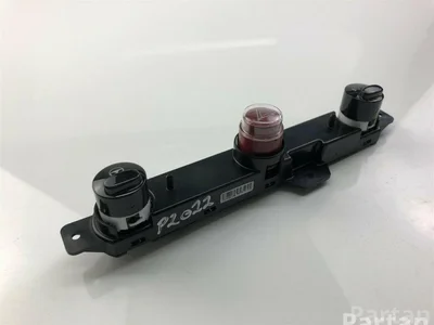 Fiat 735451108 500 (312_) 2009 Éclairage d'urgence / interrupteur de danger - Image 1