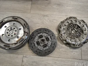 Volkswagen F4200, 324044710, F214930, 68405 CRAFTER 30-50 Box (2E_) 2011 Clutch Kit