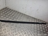 BMW 5B58104-01, 120916-10 / 5B5810401, 12091610 5 G60 2025 Abdeckung Fensterrahmen hinten rechts