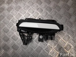 BMW 5 A68 EF8 / 5A68EF8 i4 (G26) 2024 Klamka drzwi z przodu po prawej