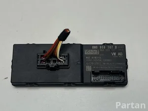 Audi 8W8959107B ; A2C74857503 / 8W8959107B, A2C74857503 Q5 (FY) 2018 Unité de commande pour l'ouverture du coffre à bagages